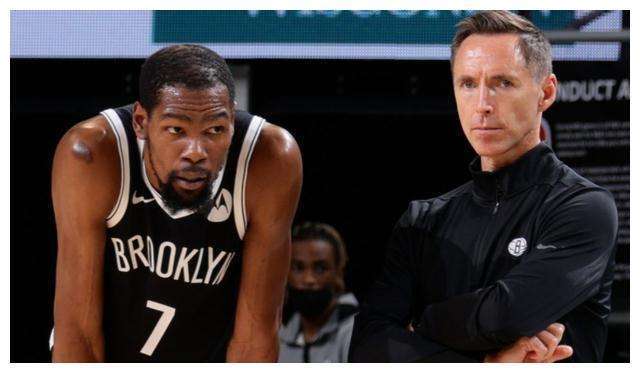 同时在防守 同时在防守